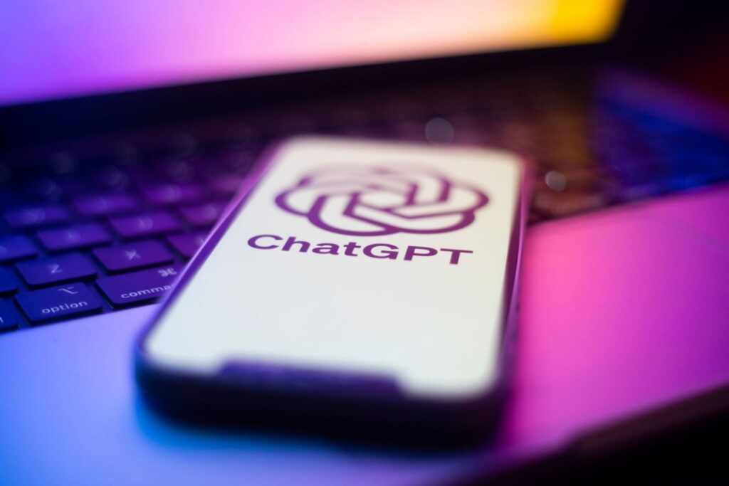 Застосунок ChatGPT з'явився на Android